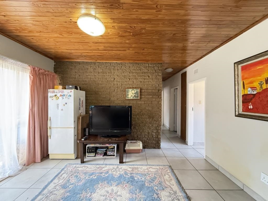 3 Bedroom Property for Sale in Constantia Kloof Gauteng