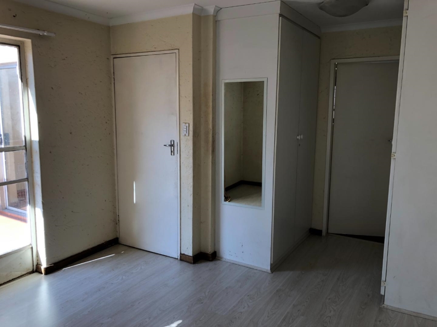 1 Bedroom Property for Sale in Ferndale Gauteng