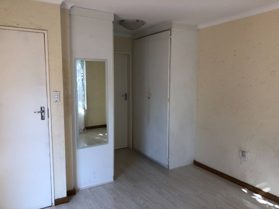 1 Bedroom Property for Sale in Ferndale Gauteng
