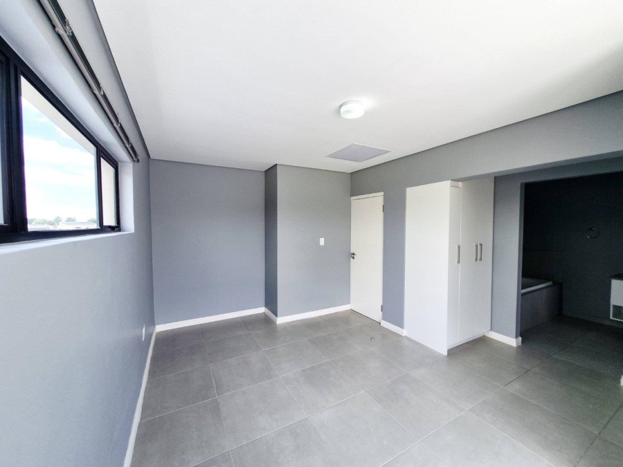 To Let 4 Bedroom Property for Rent in Terenure Gauteng