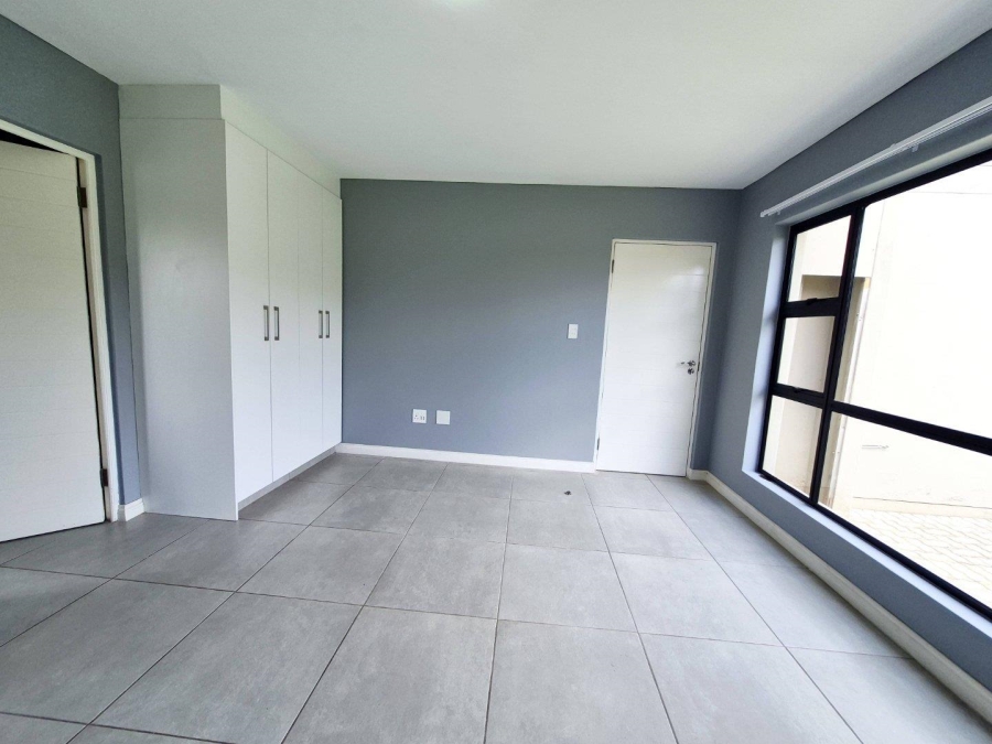 To Let 4 Bedroom Property for Rent in Terenure Gauteng