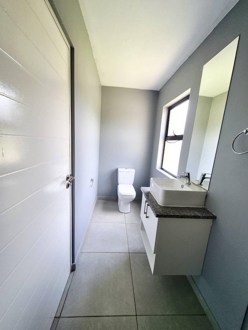 To Let 4 Bedroom Property for Rent in Terenure Gauteng