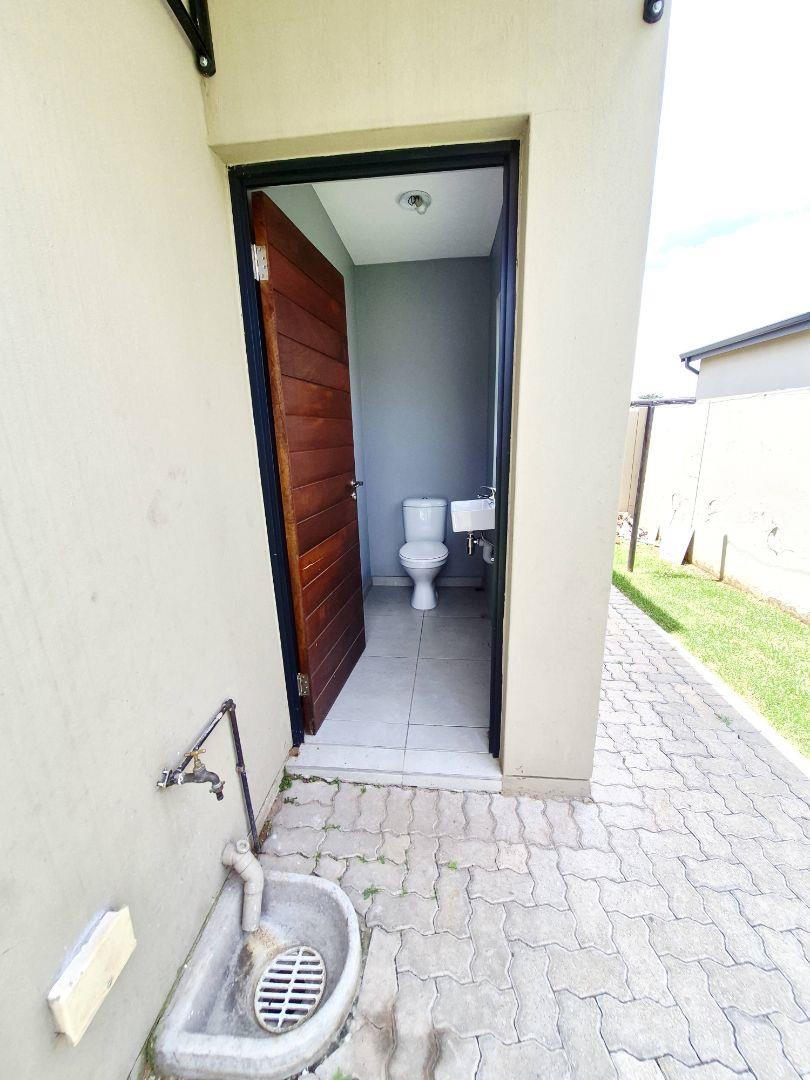 To Let 4 Bedroom Property for Rent in Terenure Gauteng
