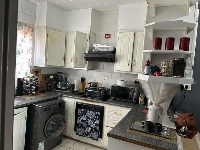 2 Bedroom Property for Sale in Windsor Gauteng