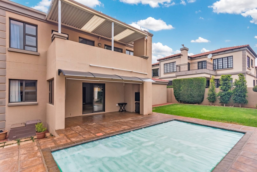 3 Bedroom Property for Sale in Willowbrook Gauteng
