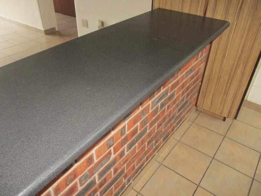 To Let 2 Bedroom Property for Rent in Groenkloof Gauteng