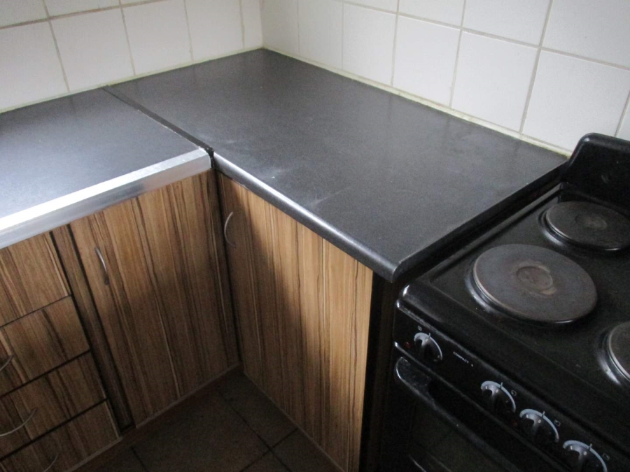 To Let 2 Bedroom Property for Rent in Groenkloof Gauteng