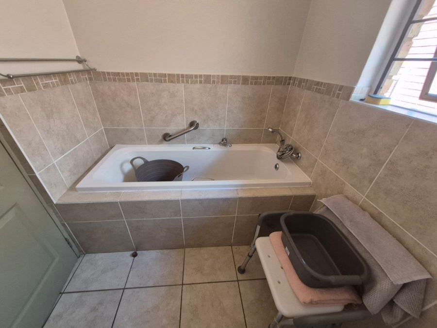 2 Bedroom Property for Sale in Equestria Gauteng