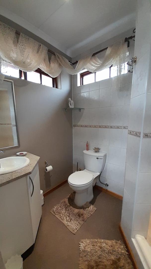 3 Bedroom Property for Sale in Blue Gill Estate Gauteng