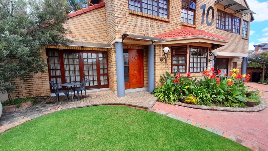 3 Bedroom Property for Sale in Blue Gill Estate Gauteng