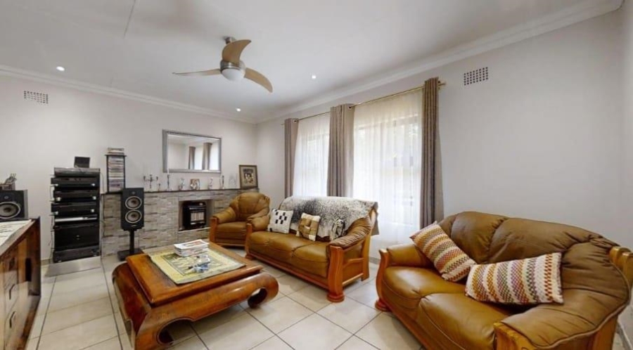 3 Bedroom Property for Sale in Cinderella Gauteng