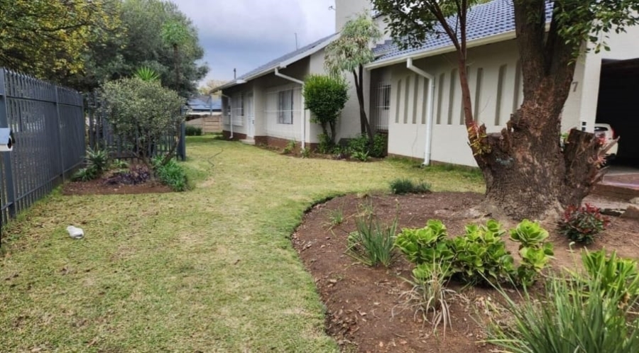 3 Bedroom Property for Sale in Cinderella Gauteng