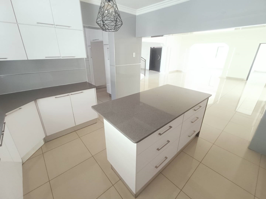 5 Bedroom Property for Sale in Valley View Estate Gauteng