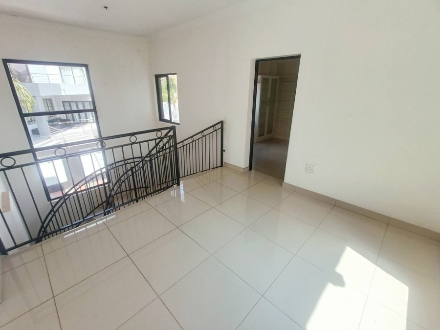 5 Bedroom Property for Sale in Valley View Estate Gauteng