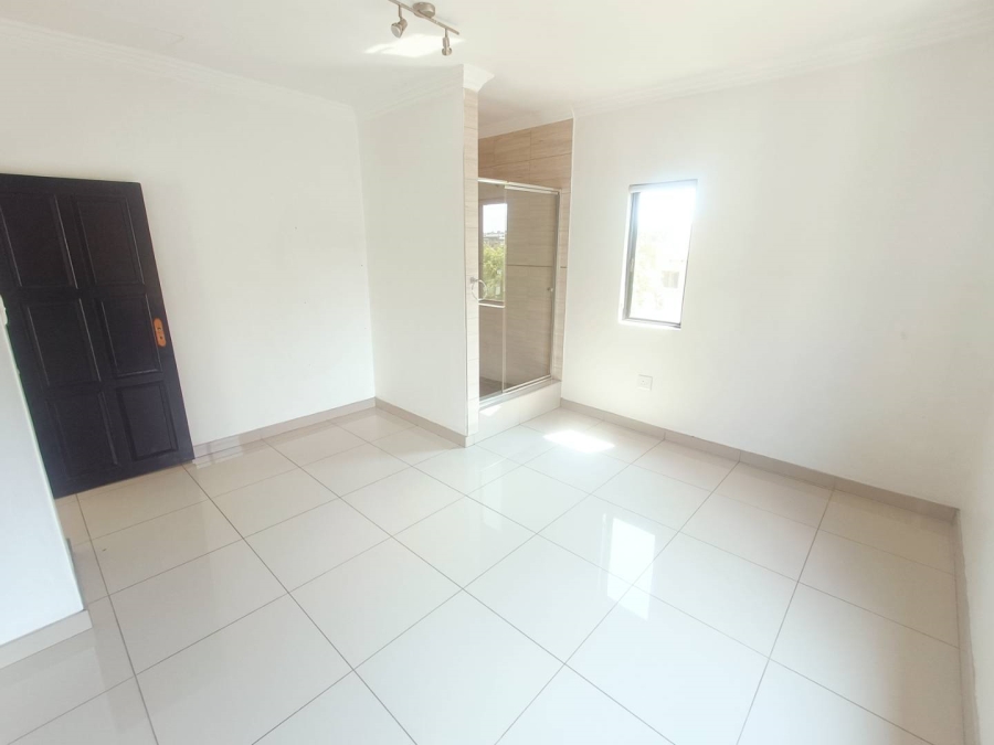 5 Bedroom Property for Sale in Valley View Estate Gauteng