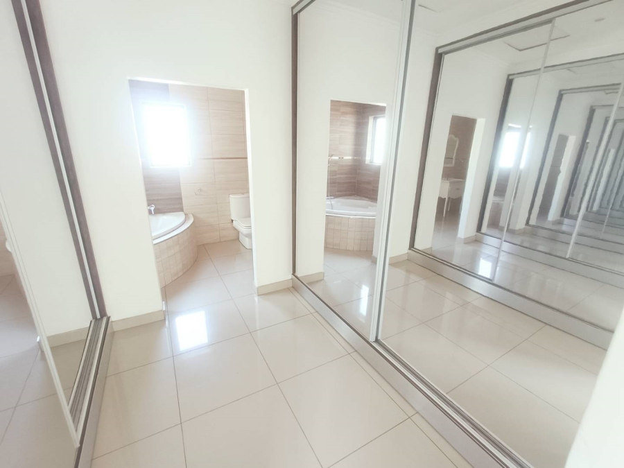 5 Bedroom Property for Sale in Valley View Estate Gauteng