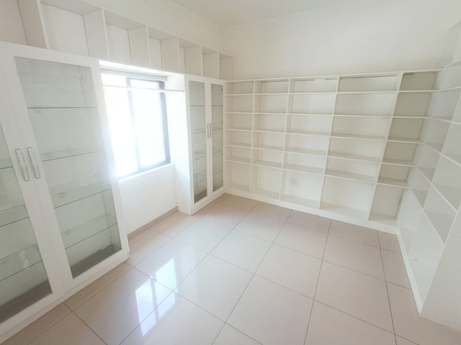 5 Bedroom Property for Sale in Valley View Estate Gauteng