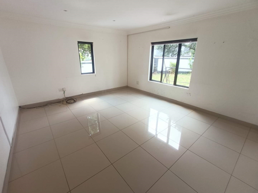 5 Bedroom Property for Sale in Valley View Estate Gauteng