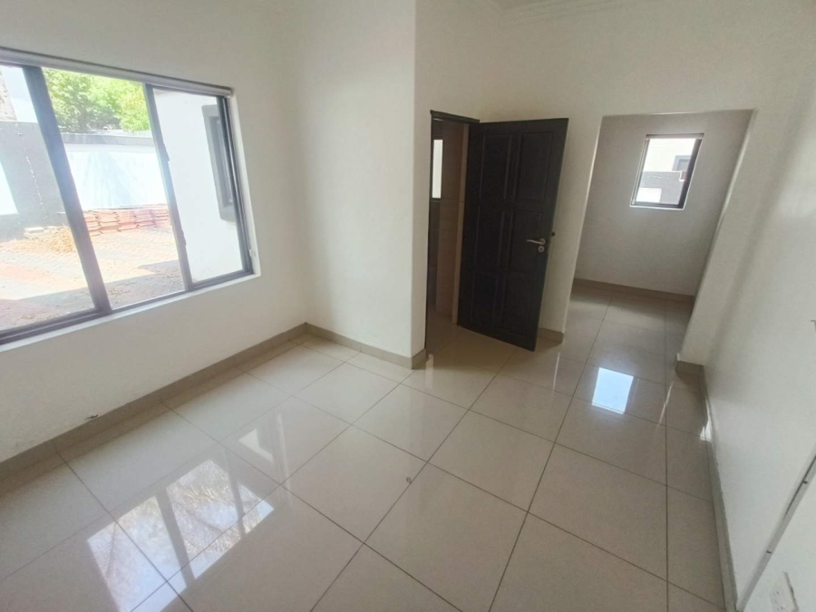 5 Bedroom Property for Sale in Valley View Estate Gauteng