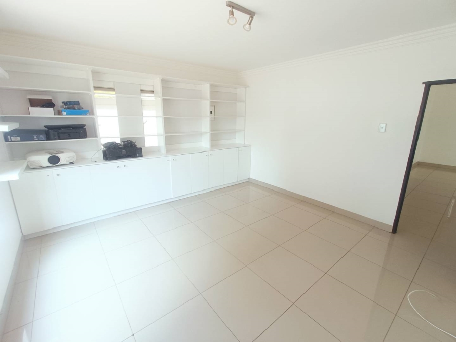 5 Bedroom Property for Sale in Valley View Estate Gauteng