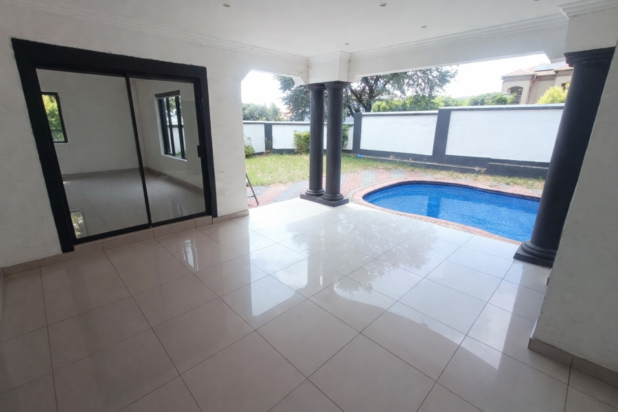 5 Bedroom Property for Sale in Valley View Estate Gauteng