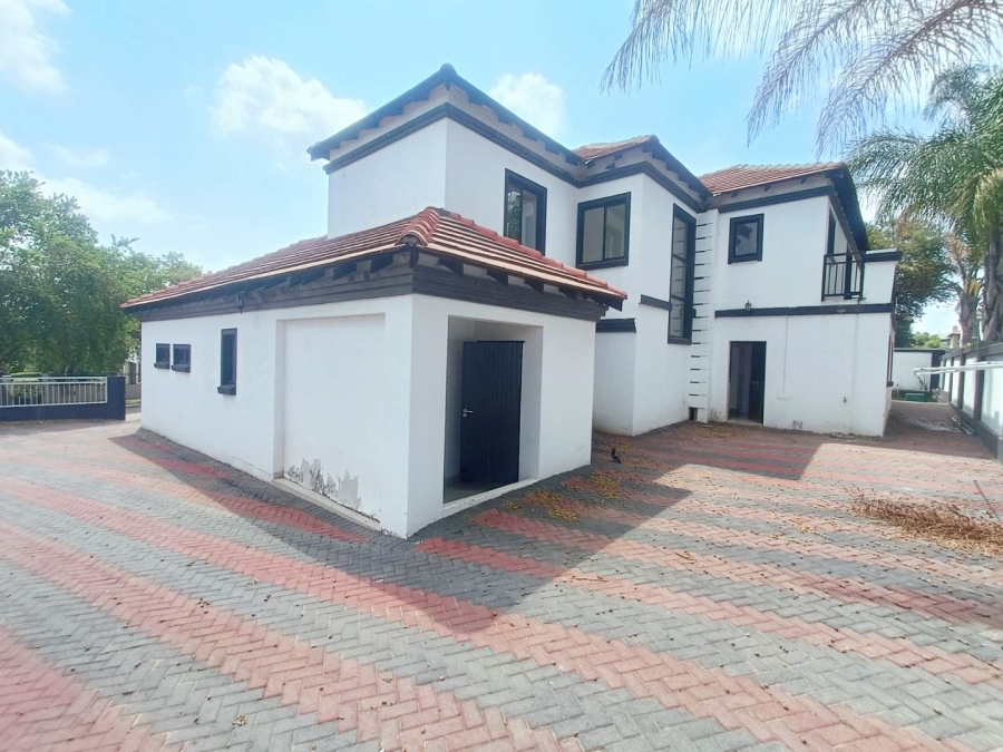 5 Bedroom Property for Sale in Valley View Estate Gauteng