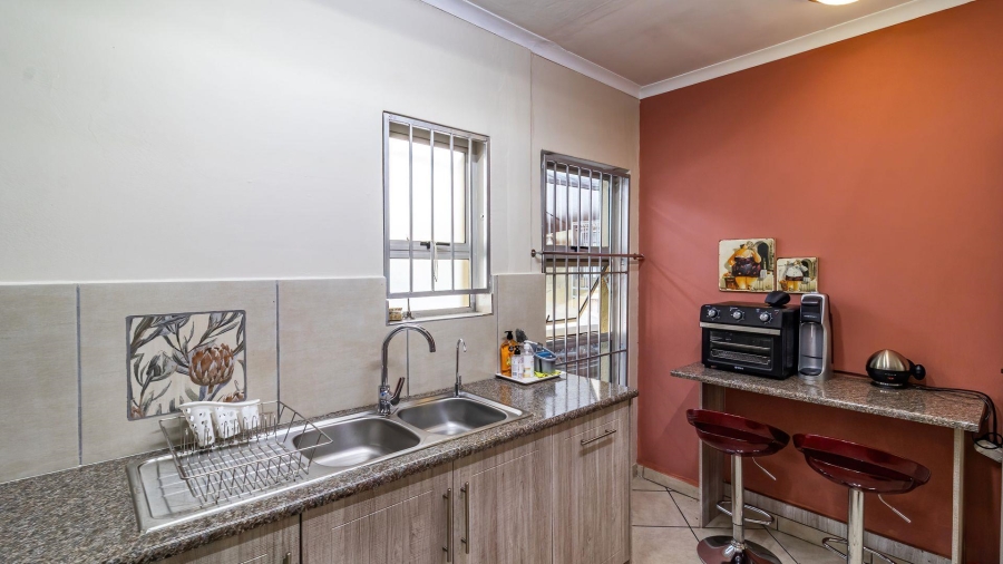 Commercial Property for Sale in Brackenhurst Gauteng