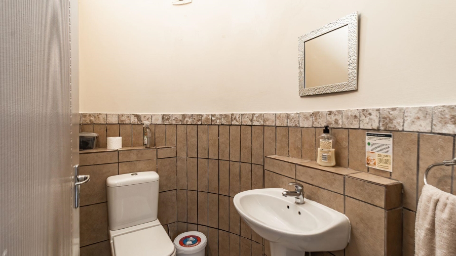 Commercial Property for Sale in Brackenhurst Gauteng