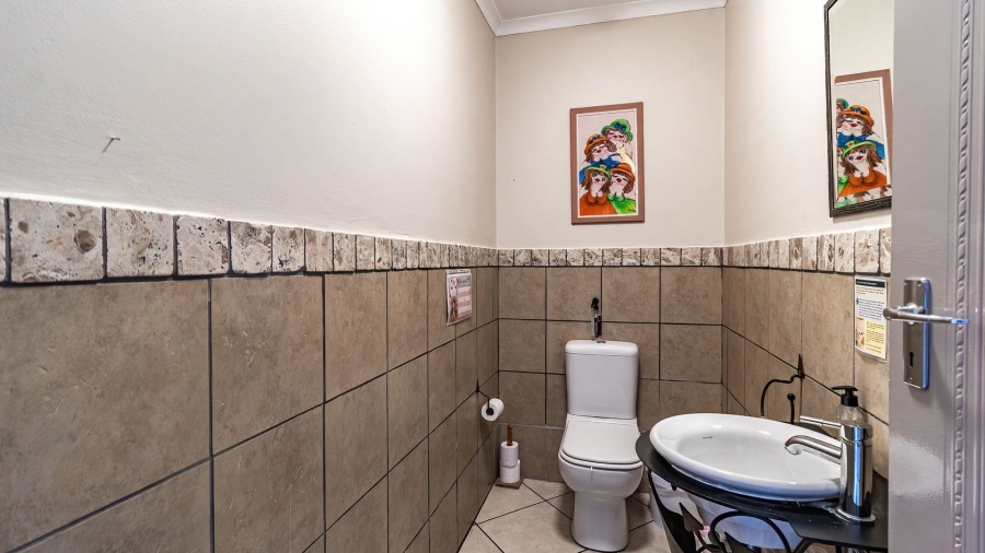 Commercial Property for Sale in Brackenhurst Gauteng