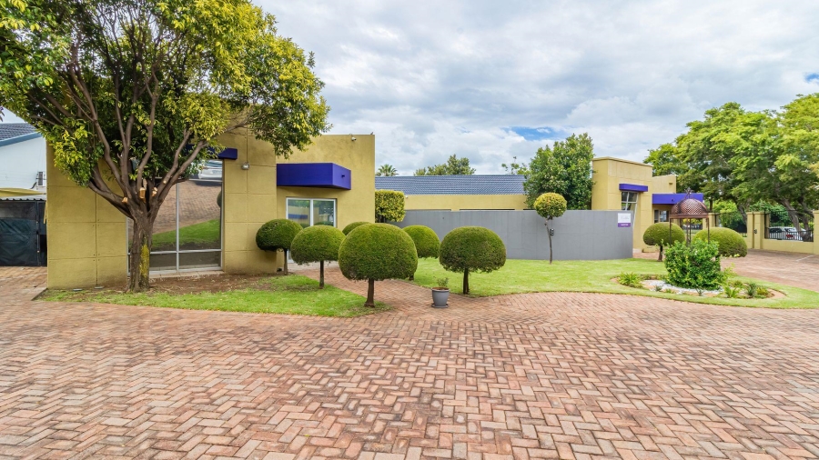 Commercial Property for Sale in Brackenhurst Gauteng