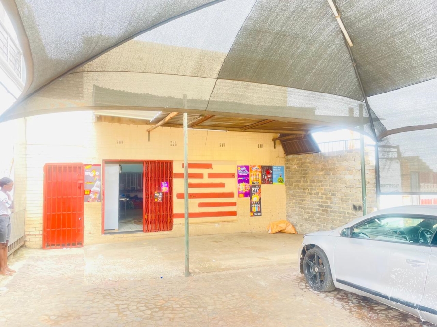 Commercial Property for Sale in Mapetla Gauteng