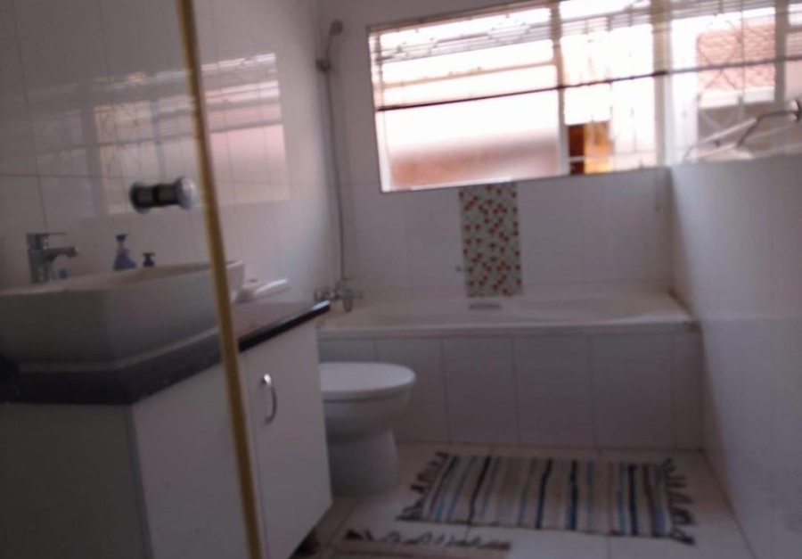 2 Bedroom Property for Sale in Ridgeway Gauteng