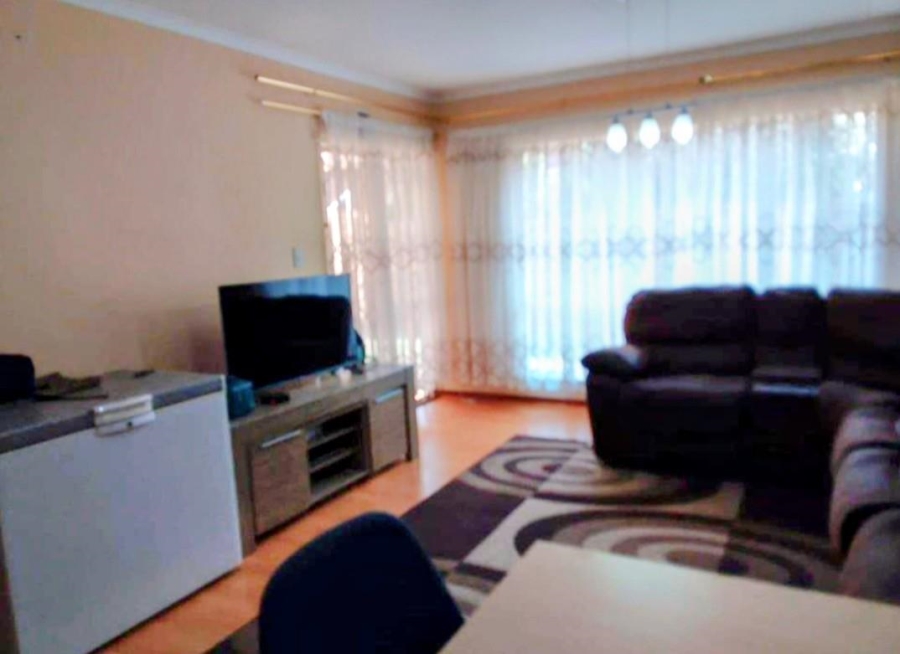 2 Bedroom Property for Sale in Ridgeway Gauteng