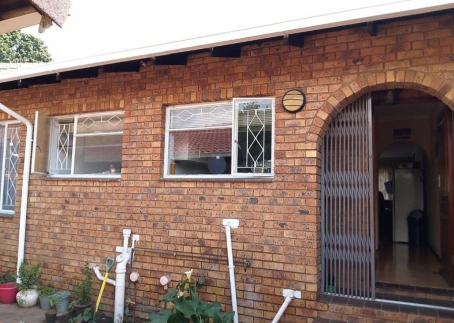 2 Bedroom Property for Sale in Ridgeway Gauteng