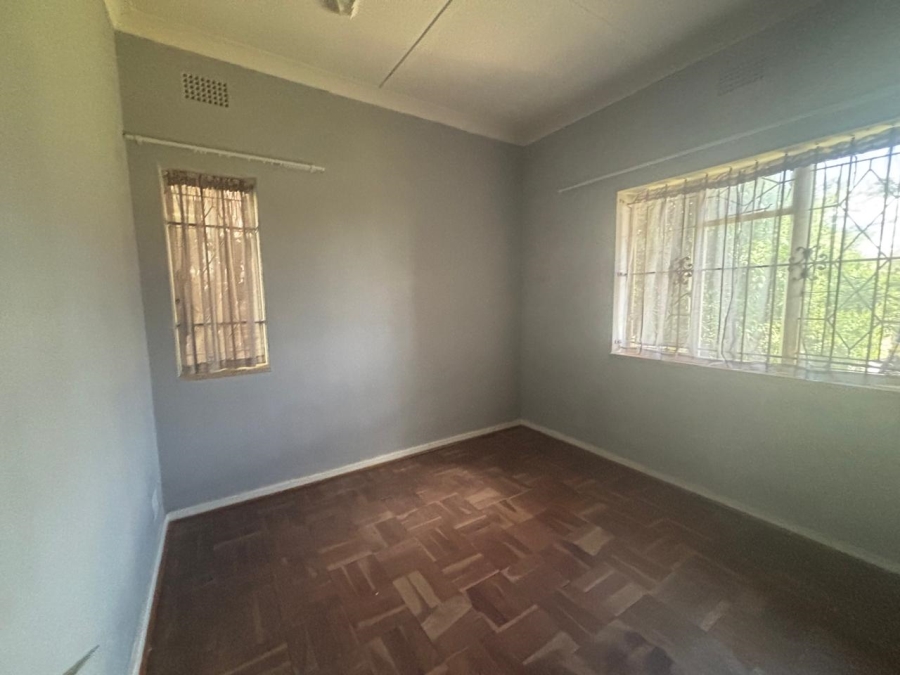 3 Bedroom Property for Sale in Linmeyer Gauteng