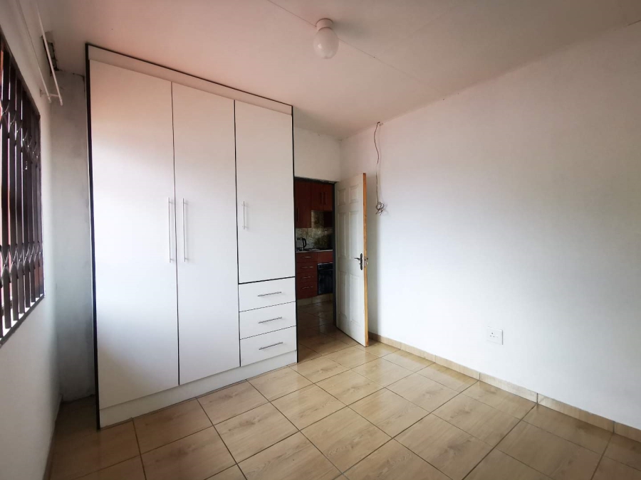 To Let 1 Bedroom Property for Rent in Mayberry Park Gauteng