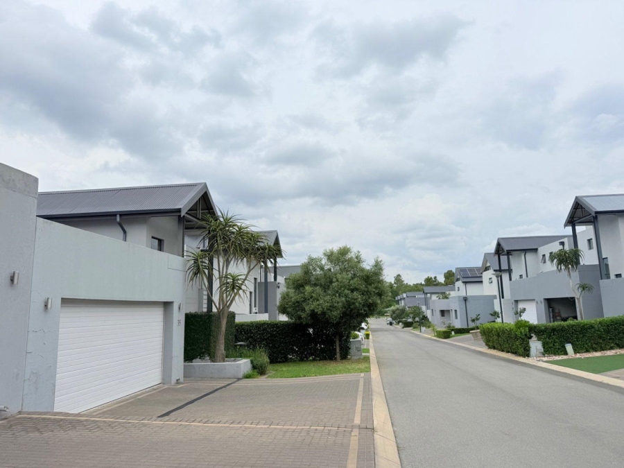 4 Bedroom Property for Sale in Broadacres Gauteng