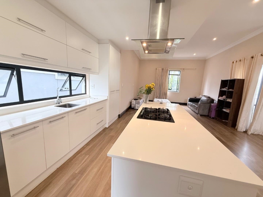 4 Bedroom Property for Sale in Broadacres Gauteng