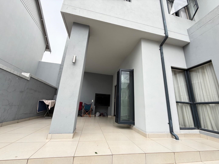 4 Bedroom Property for Sale in Broadacres Gauteng