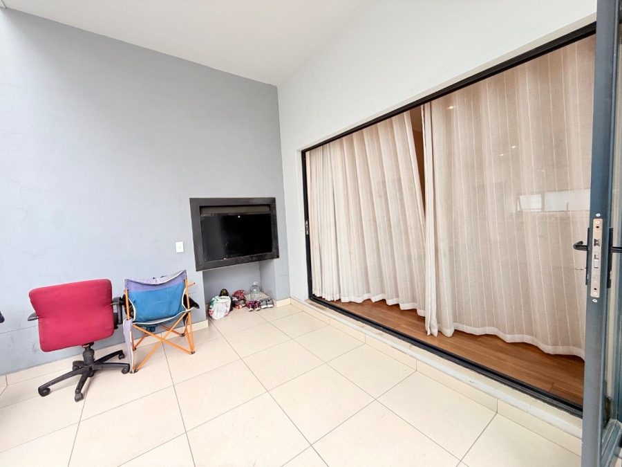 4 Bedroom Property for Sale in Broadacres Gauteng