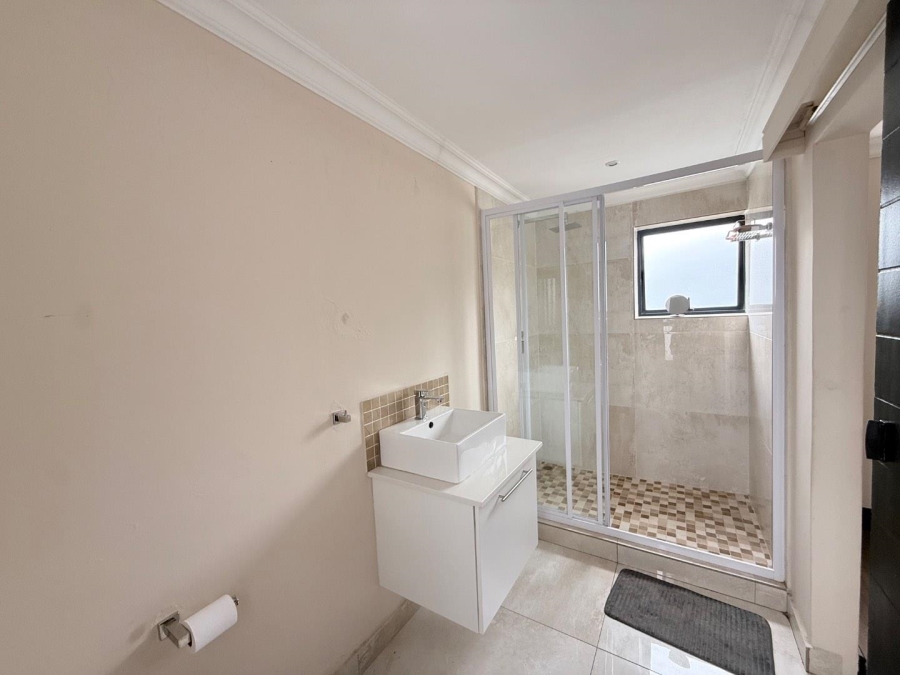 4 Bedroom Property for Sale in Broadacres Gauteng