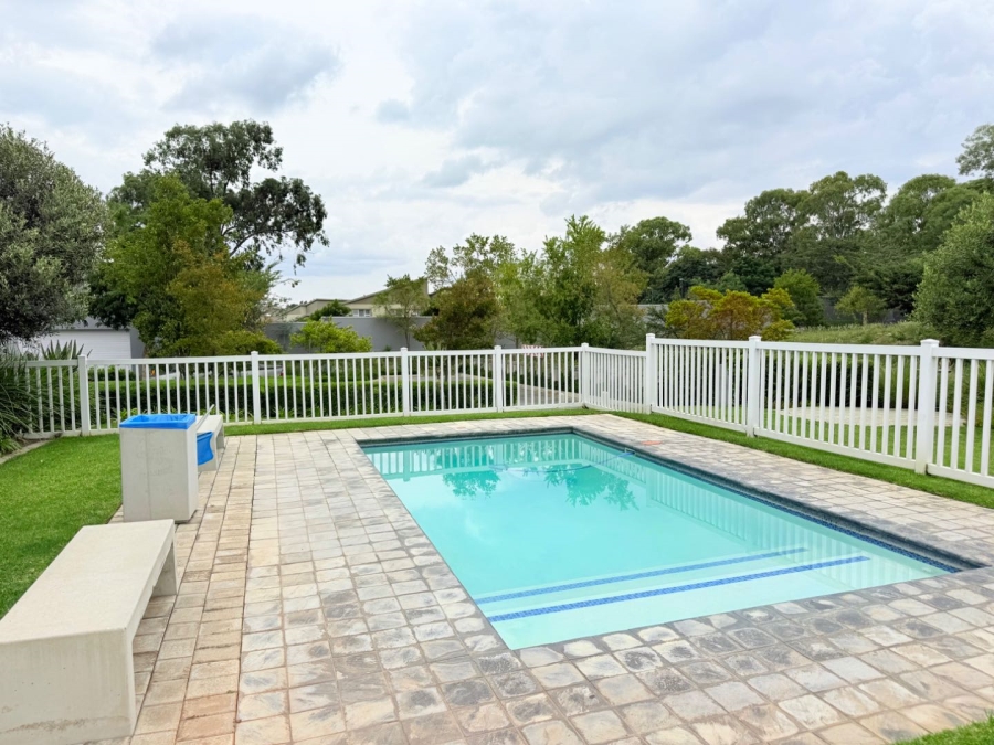 4 Bedroom Property for Sale in Broadacres Gauteng