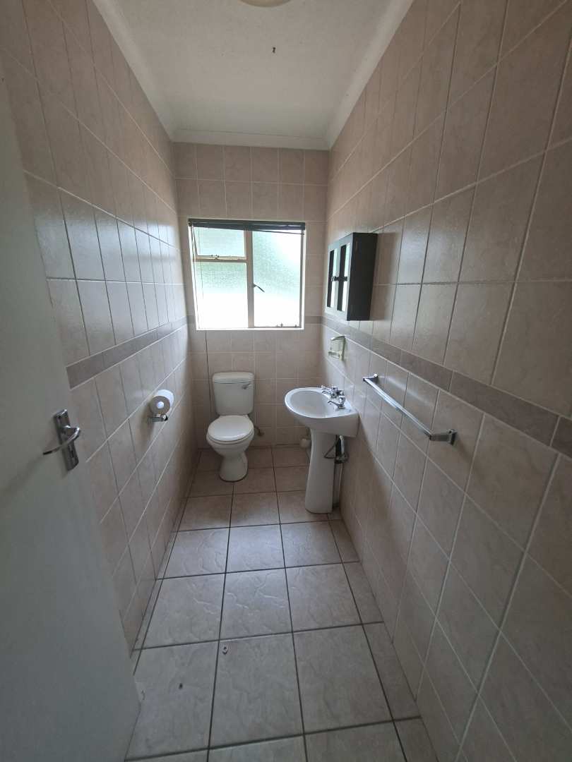 To Let commercial Property for Rent in Ruimsig Gauteng