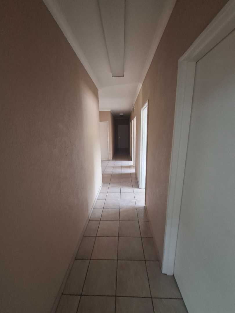 To Let commercial Property for Rent in Ruimsig Gauteng