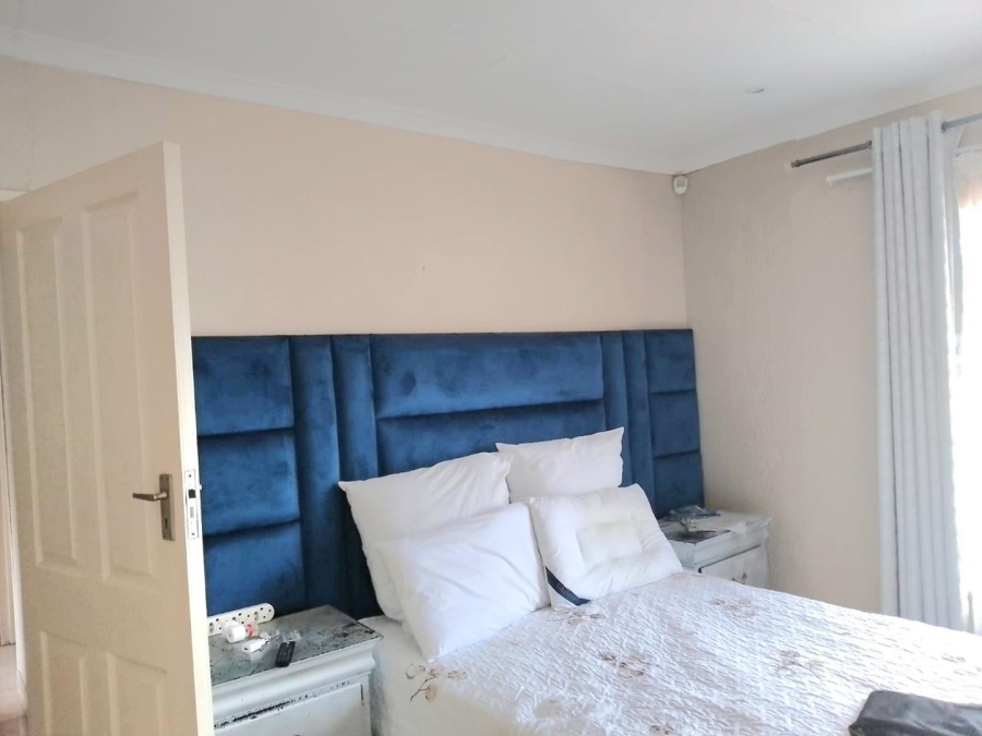 To Let 3 Bedroom Property for Rent in Elandspark Gauteng
