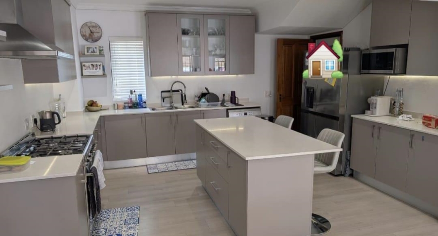 4 Bedroom Property for Sale in Barbeque Downs Gauteng