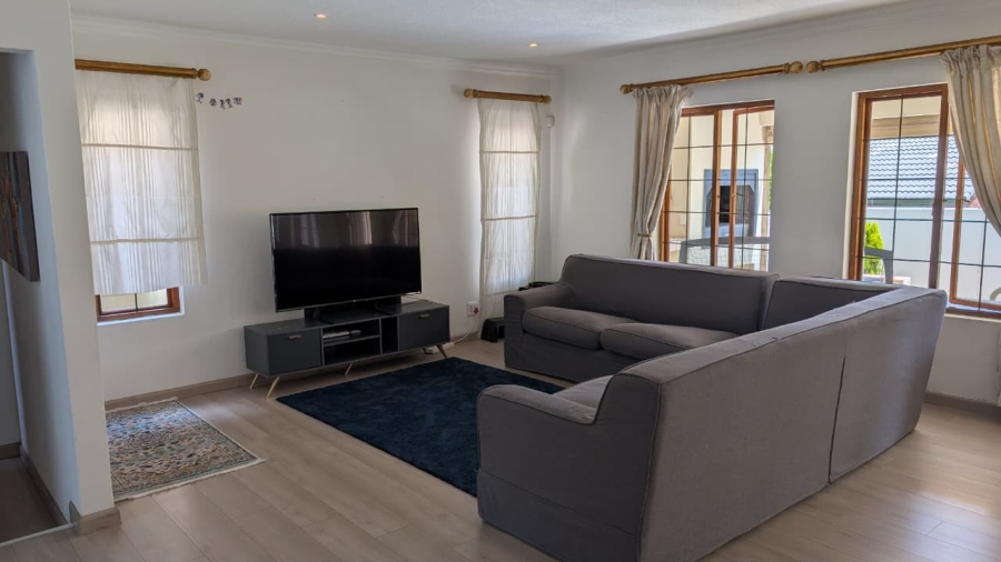 4 Bedroom Property for Sale in Barbeque Downs Gauteng