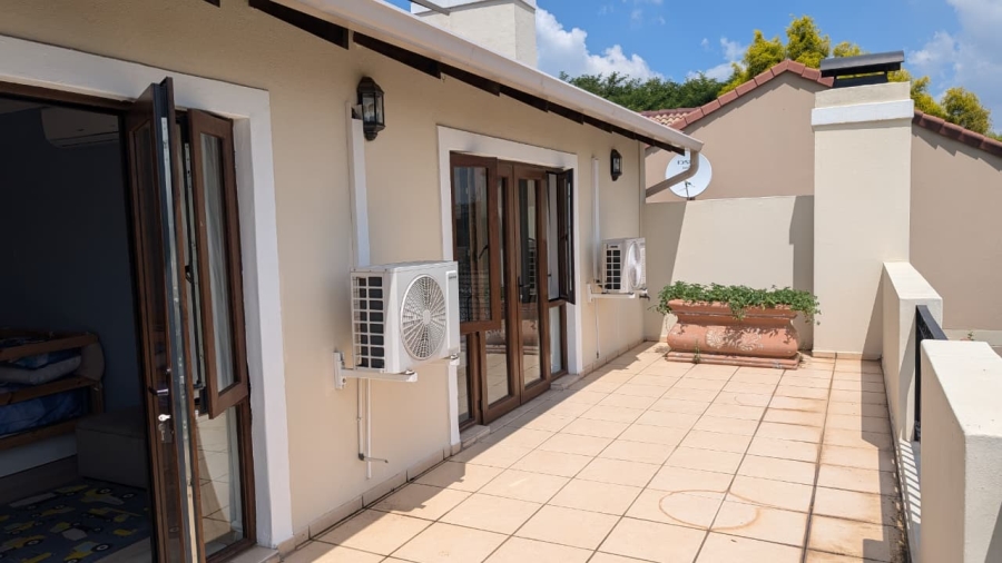 4 Bedroom Property for Sale in Barbeque Downs Gauteng