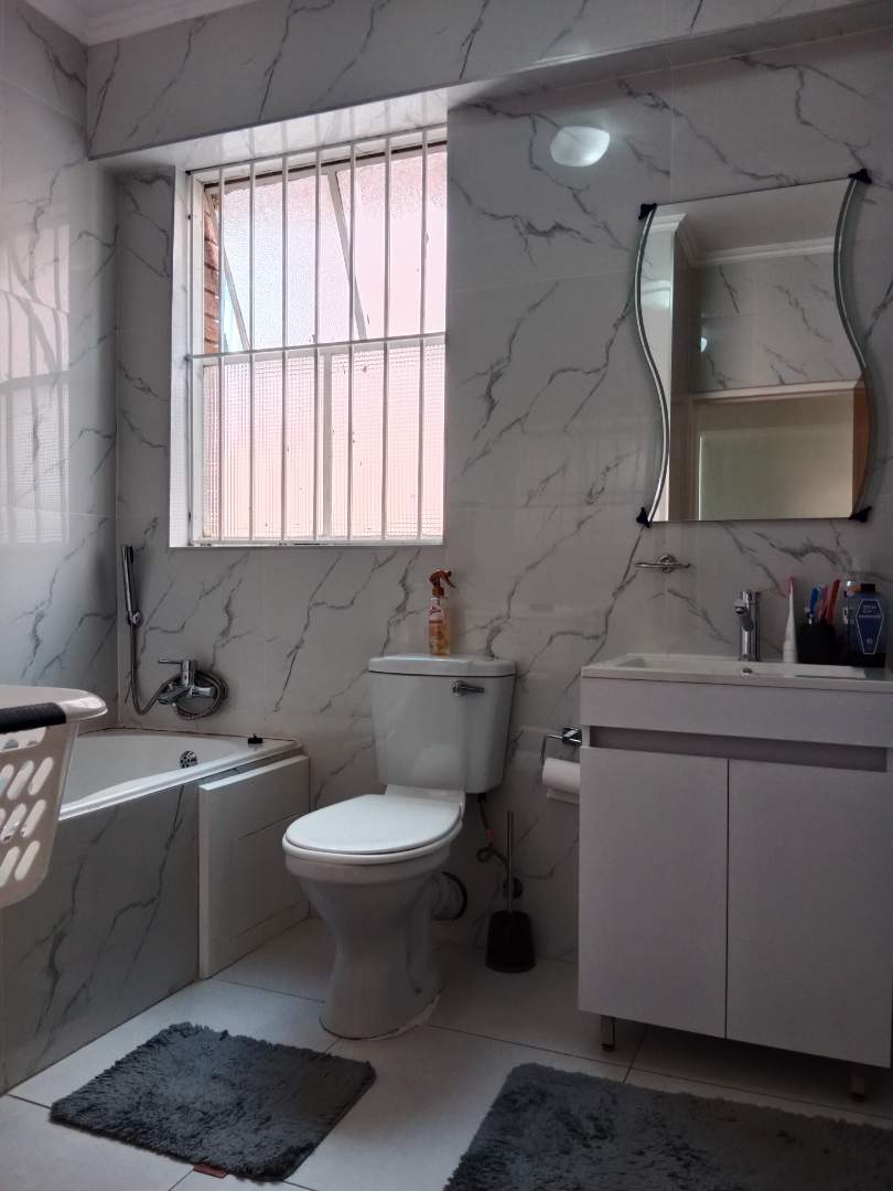 To Let 2 Bedroom Property for Rent in Gresswold Gauteng