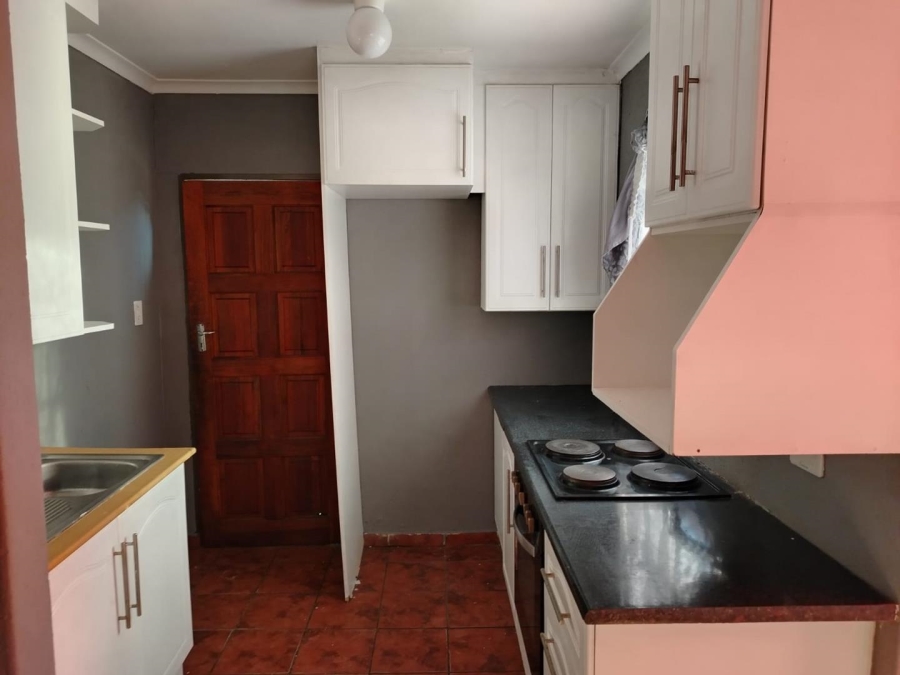 3 Bedroom Property for Sale in Alveda Park Gauteng